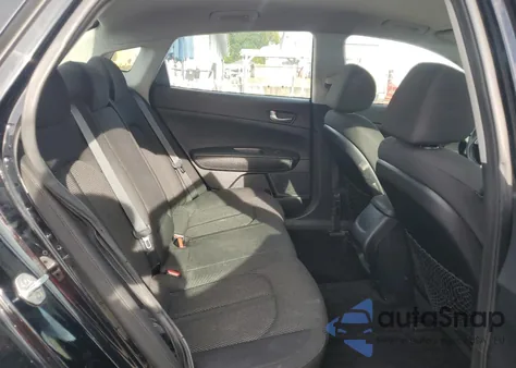 2019 Kia Optima Lx z USA, uszkodzony, nr VIN 5XXGT4L37KG309520